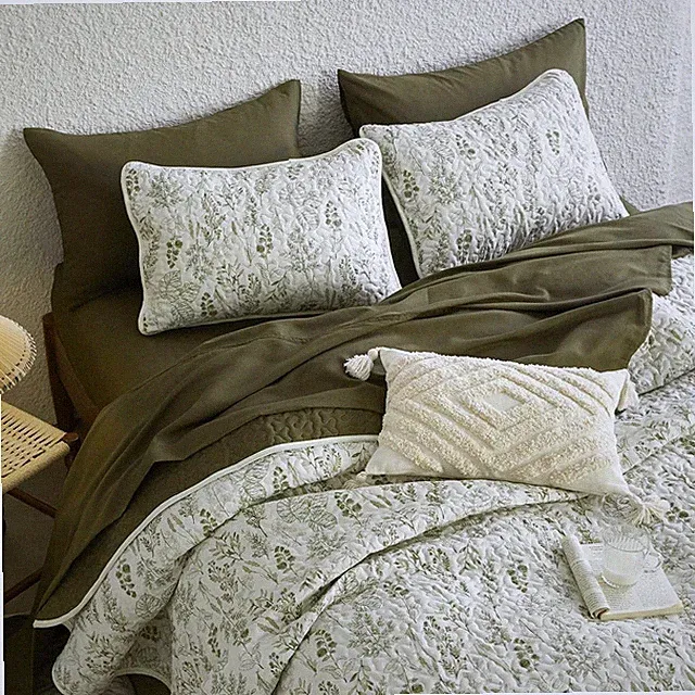 Floral Quilt Set Botanical Vintage Flower Coquette Cottagecore Bedding Pattern