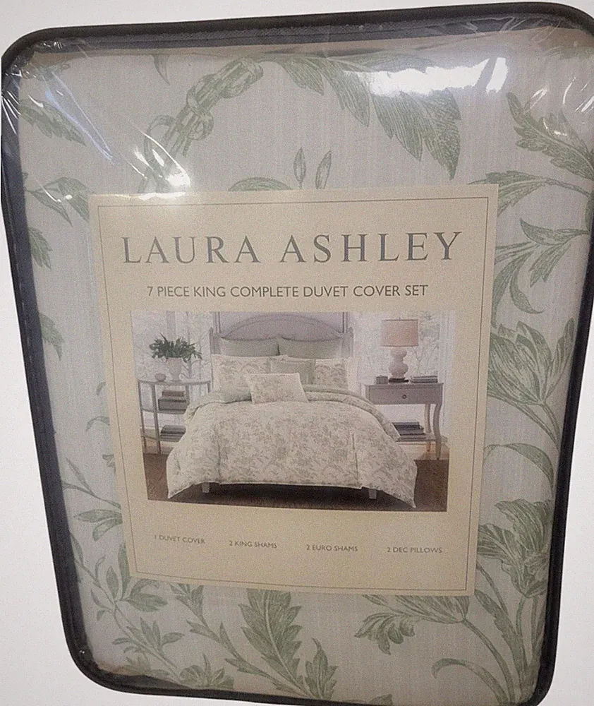 Laura Ashley Natalie 5-Piece Green Cotton King Bonus Duvet Set Green Botanical