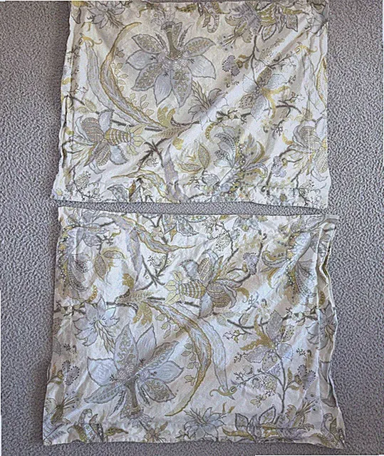 POTTERY BARN Standard Pillow Shams Set Of 2 Floral Cotton Botanical Sage Green